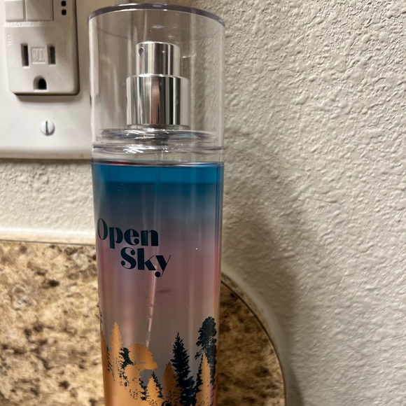 🚫DONATED🚫 - Picture 5 of 10